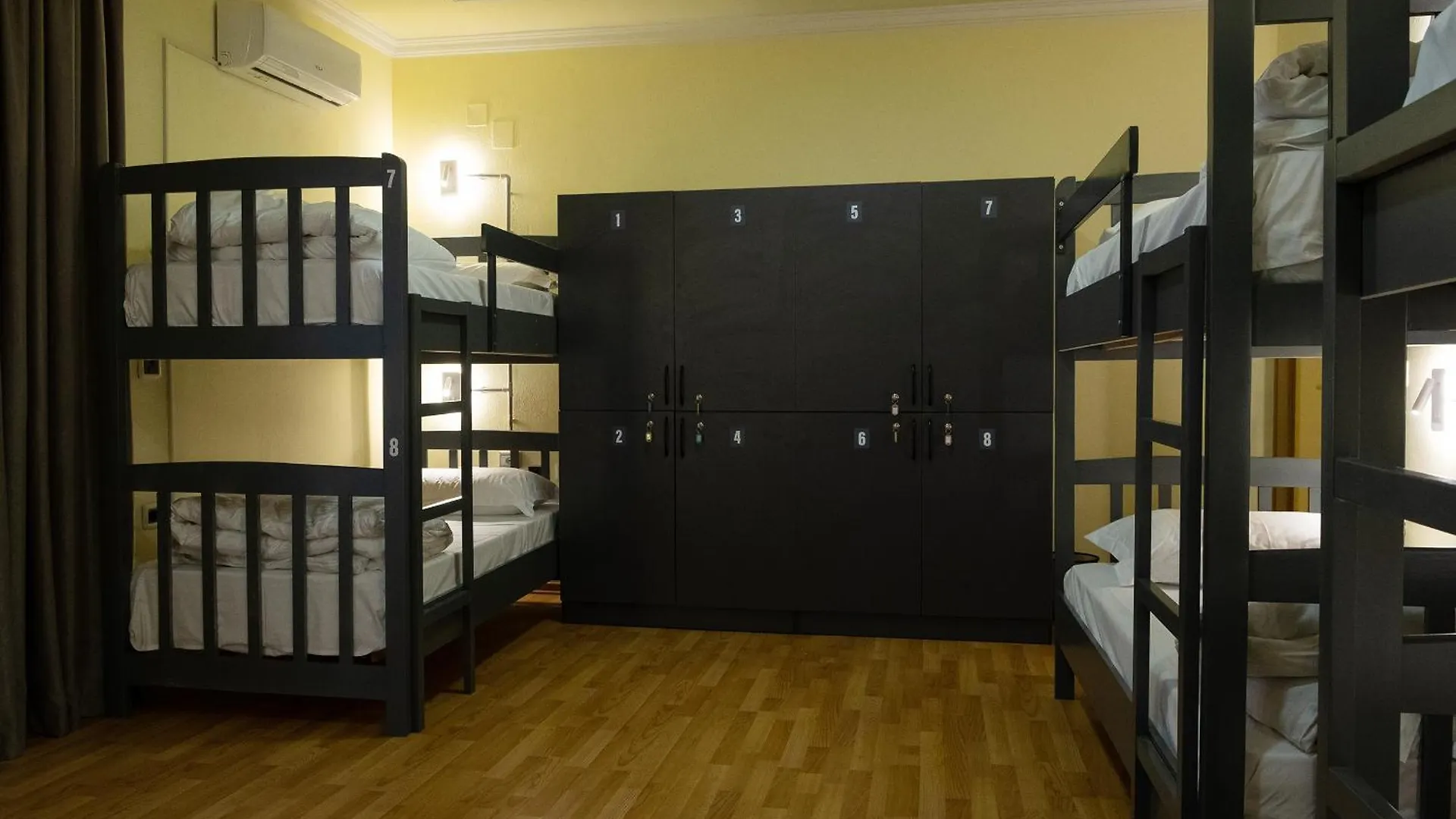 Mandarine Hostel Tirana