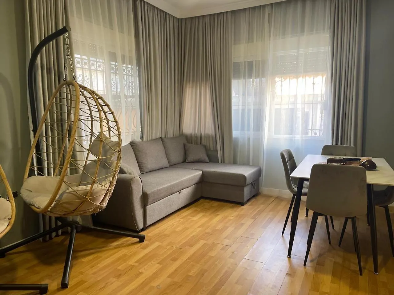 Mandarine Hostel Tirana 0*,